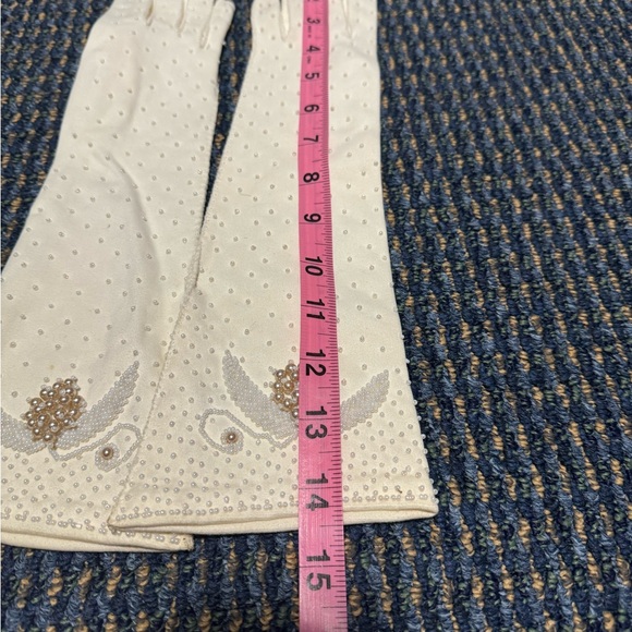 Vintage Beaded White Cotton Long Evening Gloves. Size 6.5 NWT - Picture 6 of 6